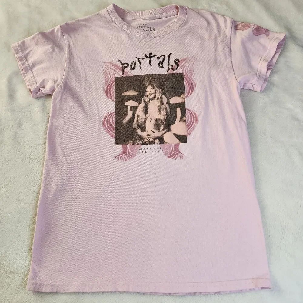 Melanie Martinez Portals Light Pink Tshirt With Graphics Size Medium
